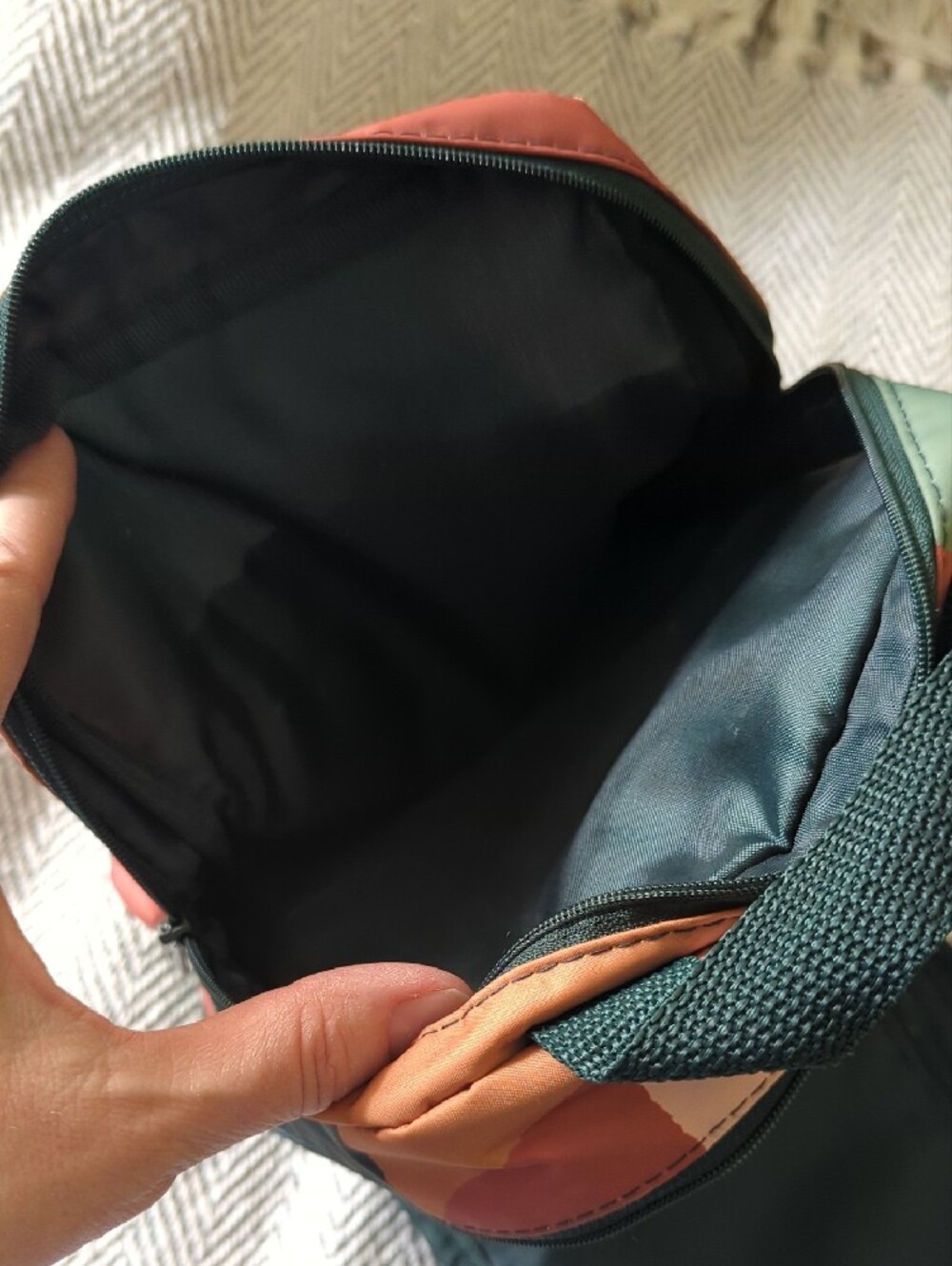 thirty-one Colorblock Zipper Pouch in Rust, Black & Olive - Picture 5 of 5